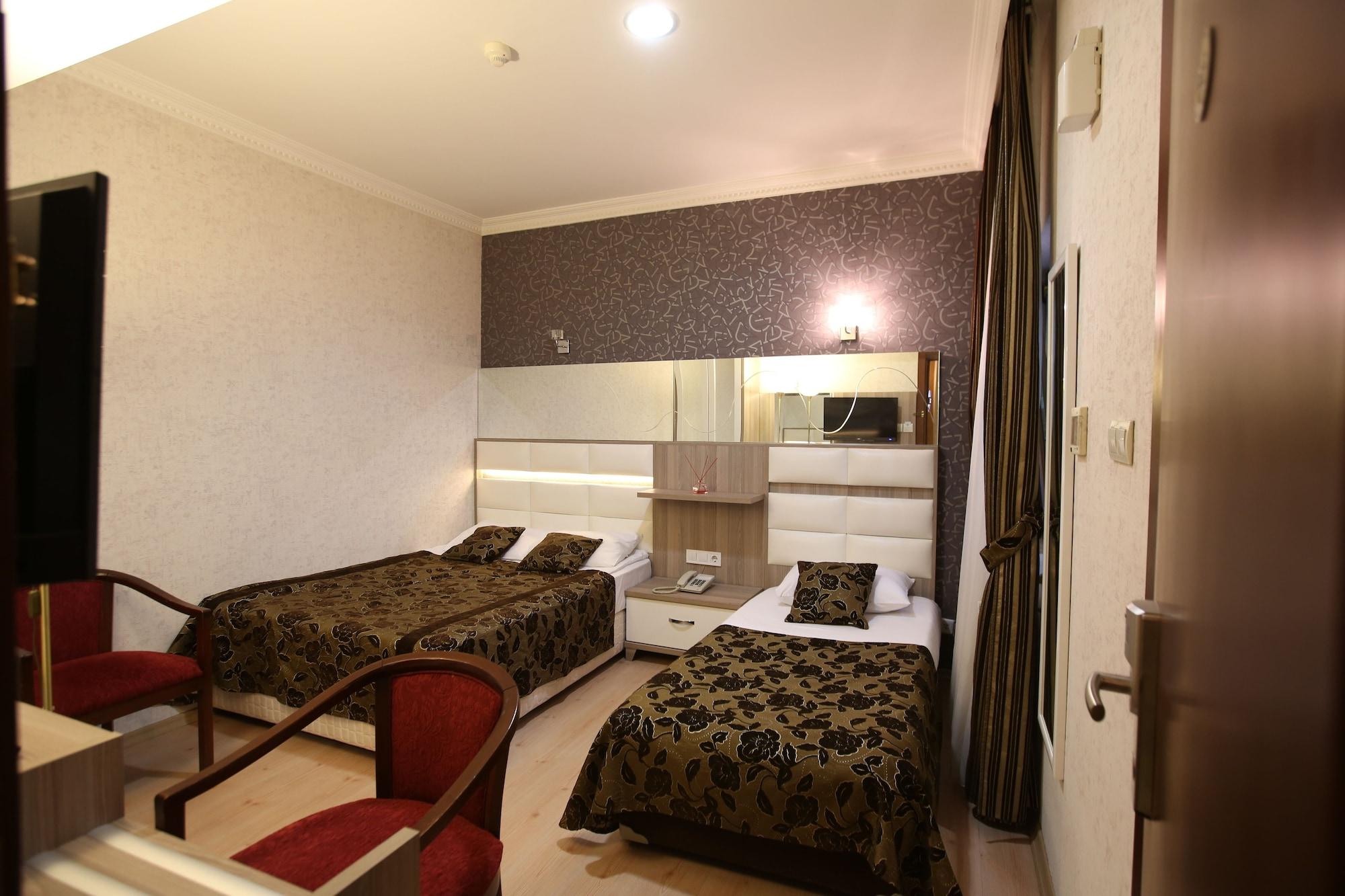 Nil Hotel Istanbul Bagian luar foto