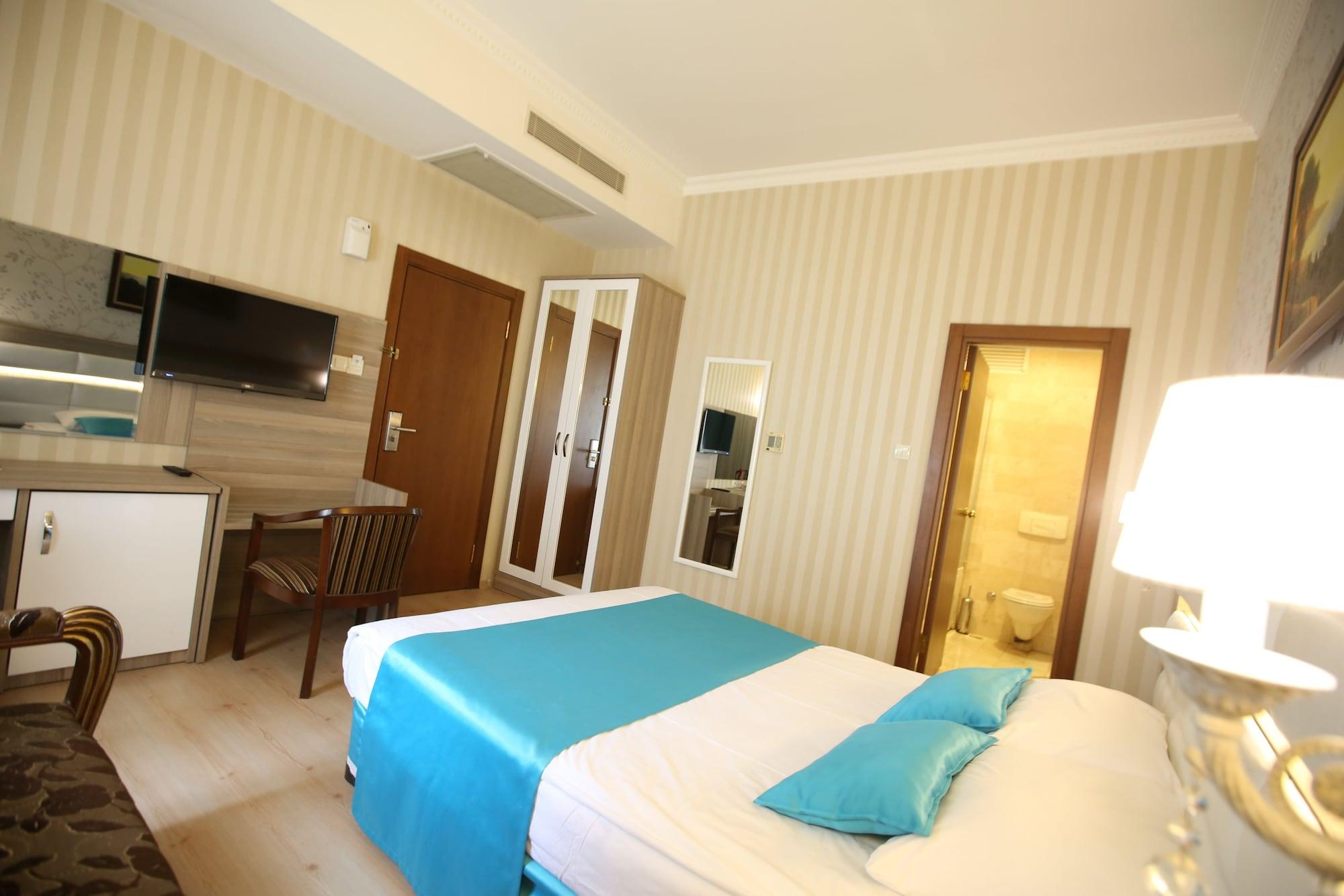 Nil Hotel Istanbul Bagian luar foto