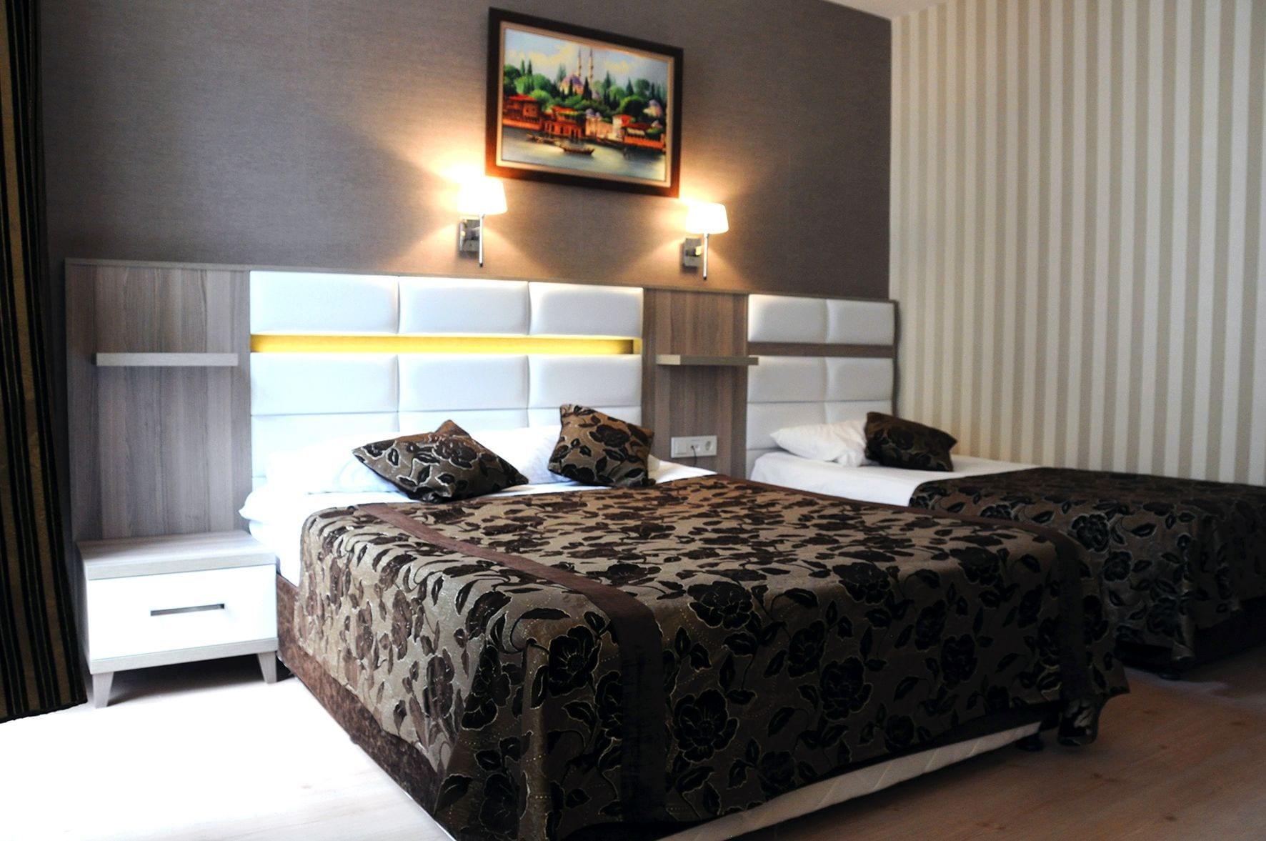 Nil Hotel Istanbul Bagian luar foto