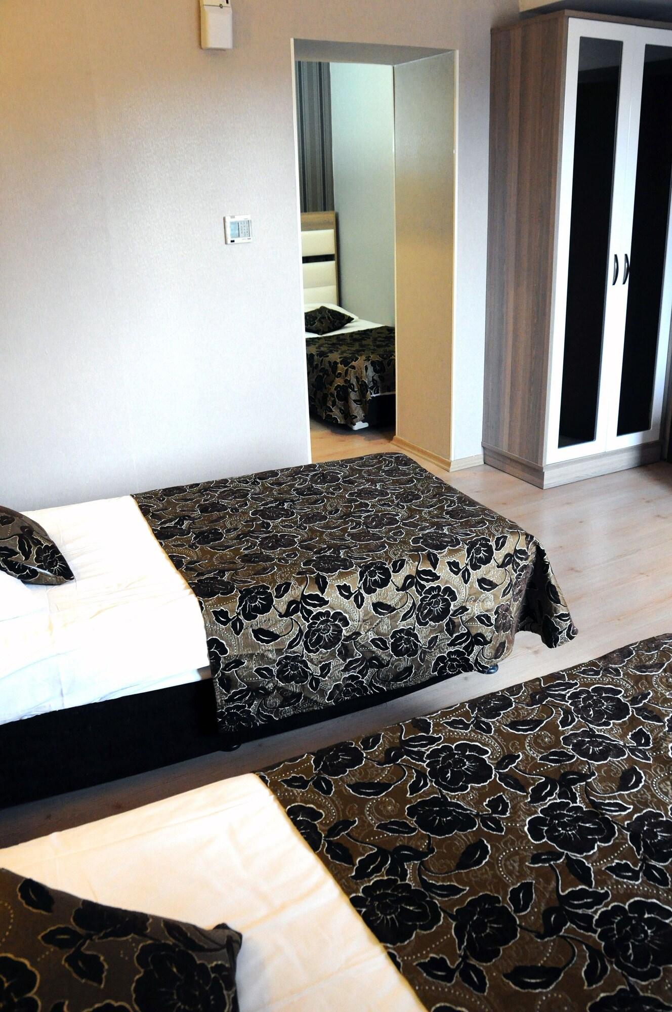 Nil Hotel Istanbul Bagian luar foto
