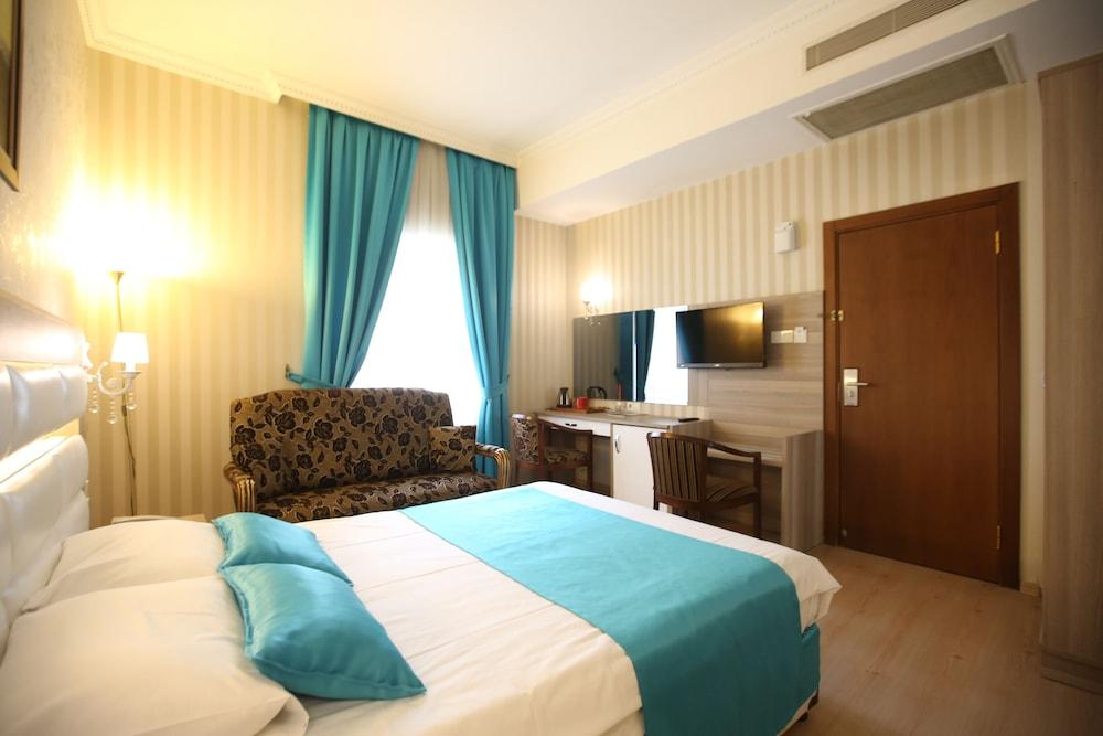 Nil Hotel Istanbul Bagian luar foto