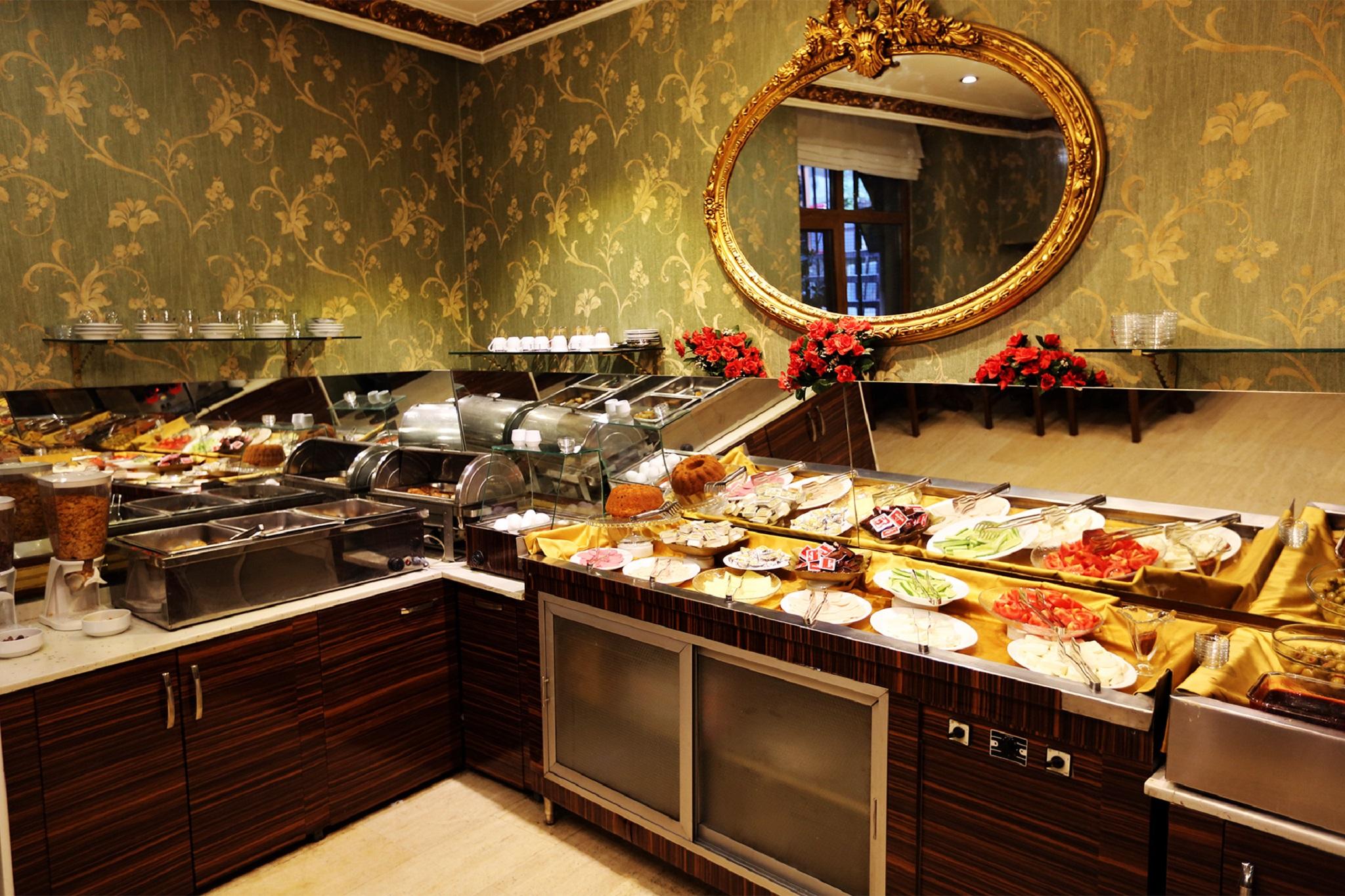 Nil Hotel Istanbul Bagian luar foto