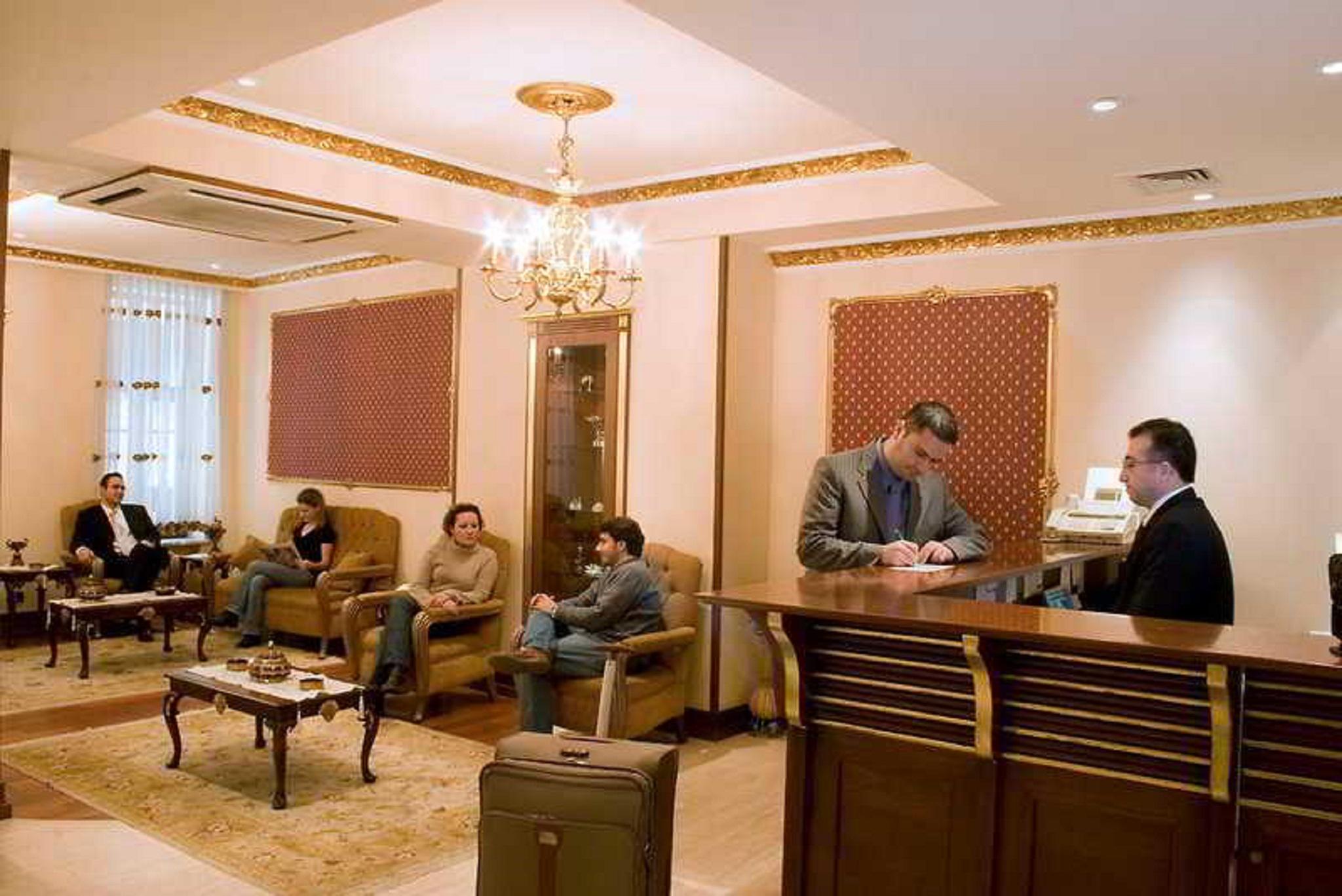 Nil Hotel Istanbul Bagian luar foto