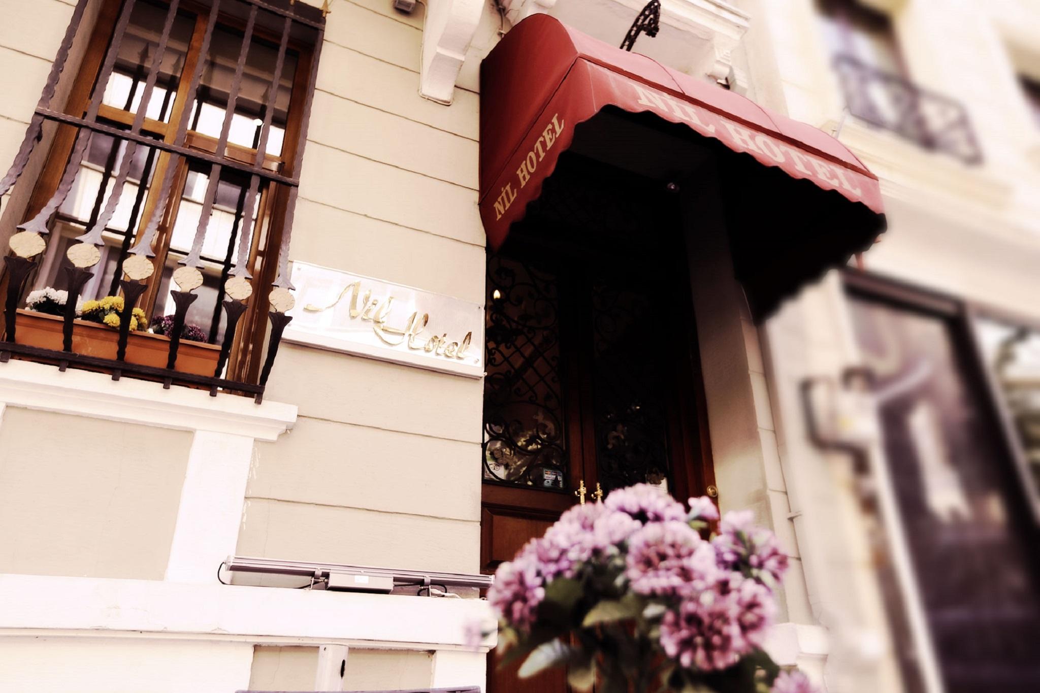 Nil Hotel Istanbul Bagian luar foto