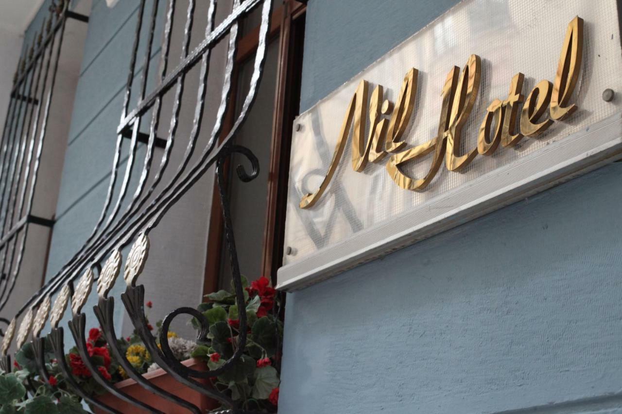 Nil Hotel Istanbul Bagian luar foto